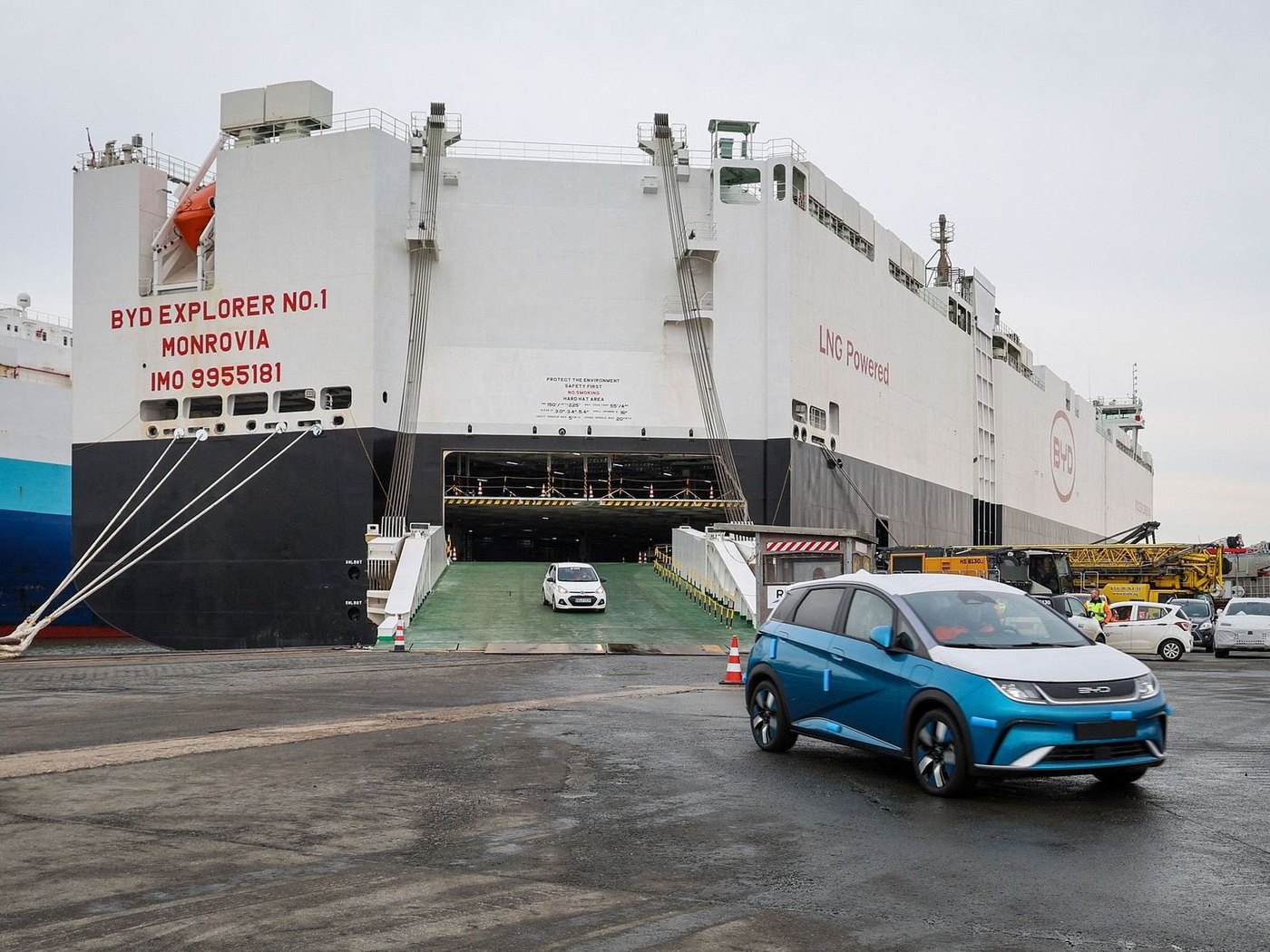 Units drive on via the stern ramp — China to Iquique service